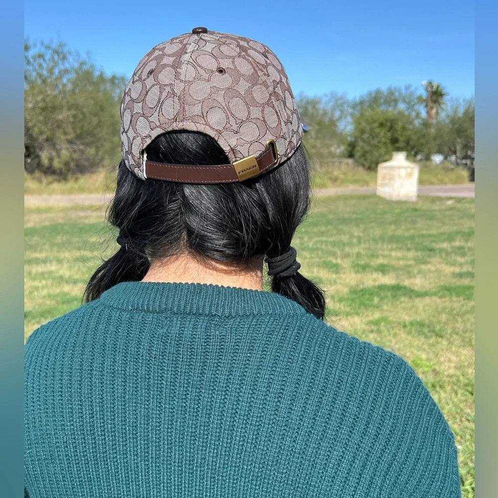 Coach Cap 🧢 - Picture 12 of 16